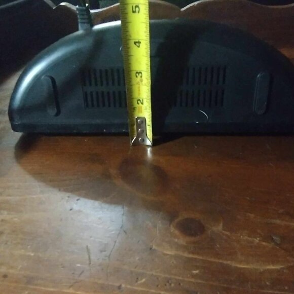 Insignia Ipod Boombox - Picture 4 of 12